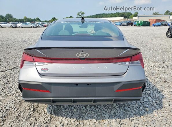 KMHLM4DG5TU126864 2026 HYUNDAI ELANTRA Silver უკანა ხედი