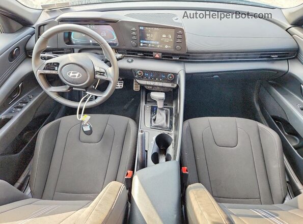 KMHLM4DG5TU236362 2026 HYUNDAI ELANTRA Gray წინა პანელის ხედი