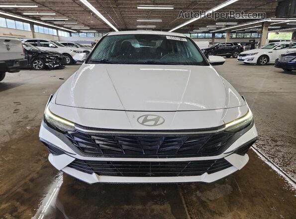 KMHLM4DG6RU664725 2024 HYUNDAI ELANTRA White VIN կոդի պիտակի տեսք
