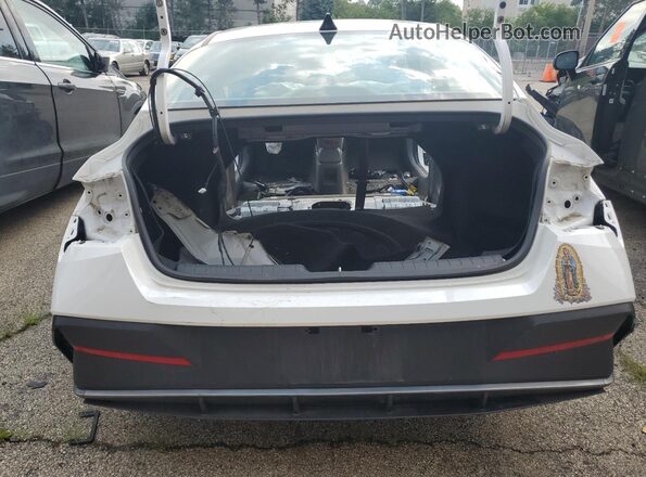 KMHLM4DG6RU699376 2024 HYUNDAI ELANTRA White 
