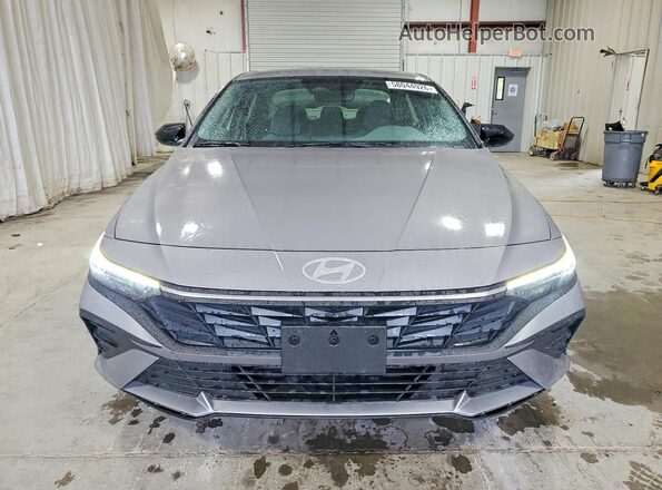 KMHLM4DG7TU110522 2026 HYUNDAI ELANTRA Silver Widok z przodu