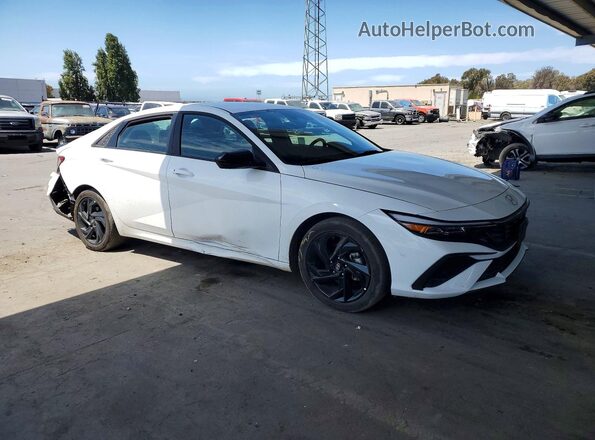 KMHLM4DG7TU150244 2026 HYUNDAI ELANTRA White Front right