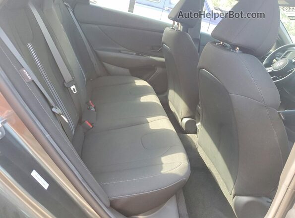 KMHLM4DG7TU172664 2026 HYUNDAI ELANTRA Gray Widok tylnych siedzeń