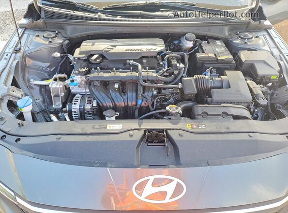 KMHLM4DG7TU172664 2026 HYUNDAI ELANTRA Gray Widok wnętrza z tyłu