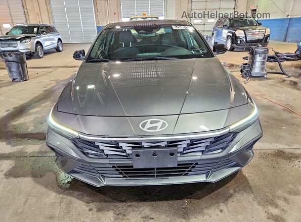 KMHLM4DGXTU120154 2026 HYUNDAI ELANTRA Gray Front view