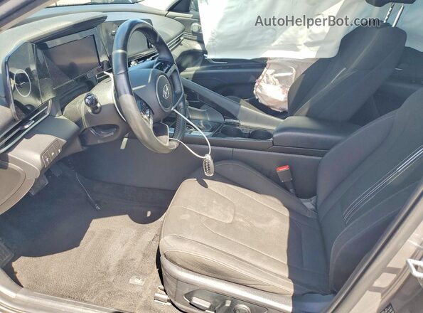 KMHLN4AG0MU099043 2021 HYUNDAI ELANTRA Silver Front interior view