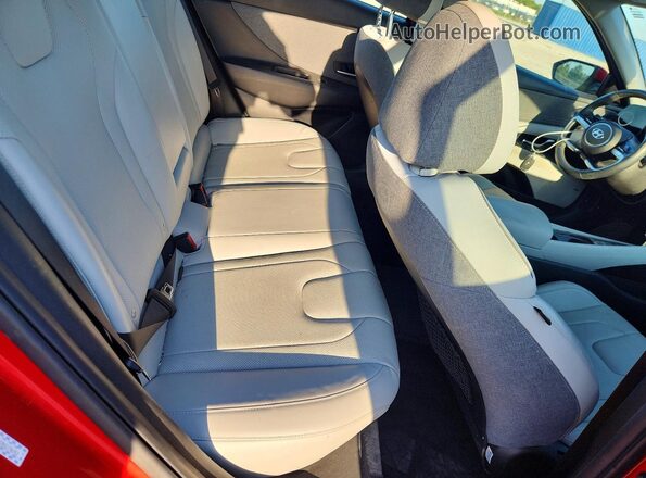 KMHLP4AG9MU170752 2021 HYUNDAI ELANTRA Красный Вид задних сидений