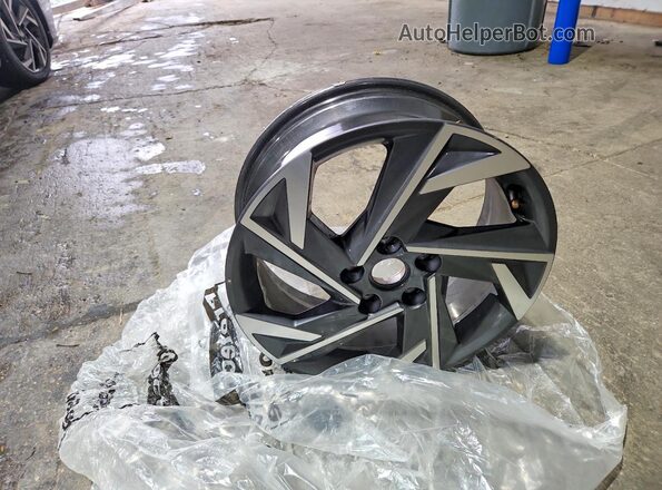 KMHLP4DG2RU678368 2024 HYUNDAI ELANTRA Silver Շարժիչի բաժամունքի տեսք