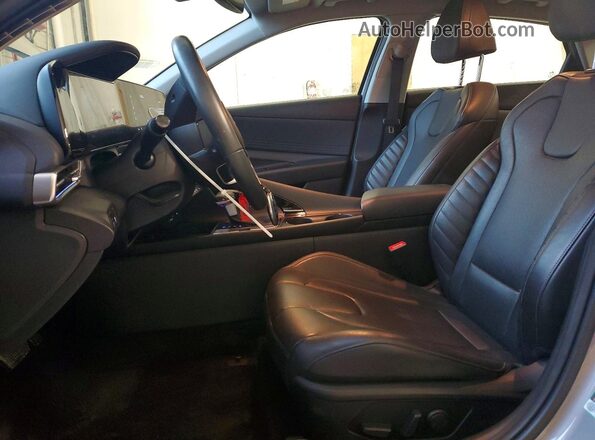 KMHLP4DG2SU040398 2025 HYUNDAI ELANTRA Gray Front interior view