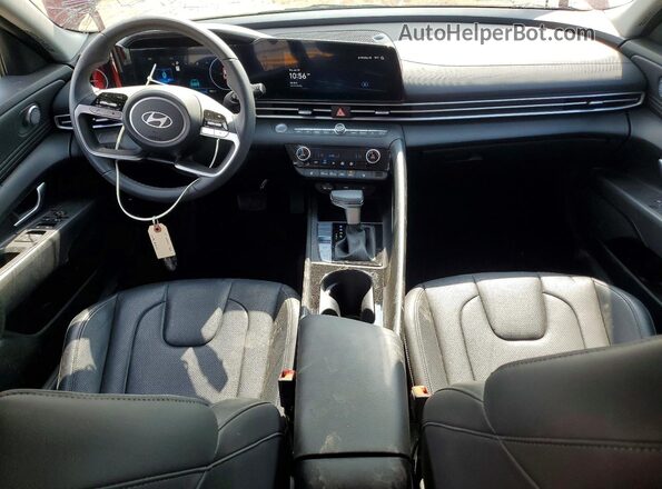 KMHLP4DG4SU005717 2025 HYUNDAI ELANTRA Red Առջևի վահանակի տեսք