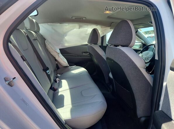 KMHLP4DG9RU832154 2024 HYUNDAI ELANTRA White Vista de los asientos traseros