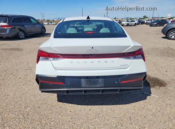 KMHLP4DG9RU832154 2024 HYUNDAI ELANTRA White Vista trasera