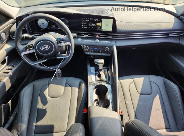KMHLP4DGXTU135731 2026 HYUNDAI ELANTRA Gray Dashboard view
