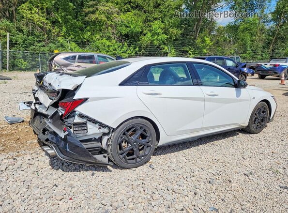 KMHLR4DF0SU061008 2025 HYUNDAI ELANTRA Белый Задняя правая четверть