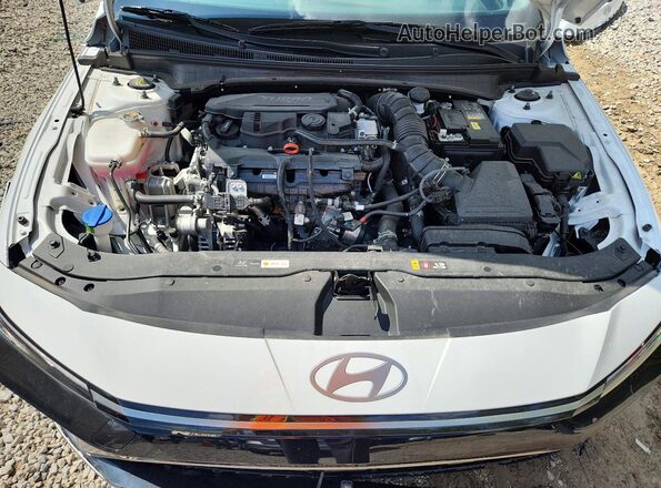 KMHLR4DF0SU061008 2025 HYUNDAI ELANTRA Белый Вид задней части салона