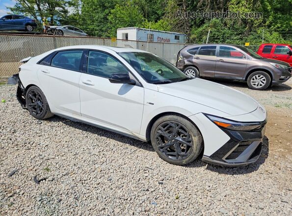 KMHLR4DF0SU061008 2025 HYUNDAI ELANTRA Белый Передняя правая четверть