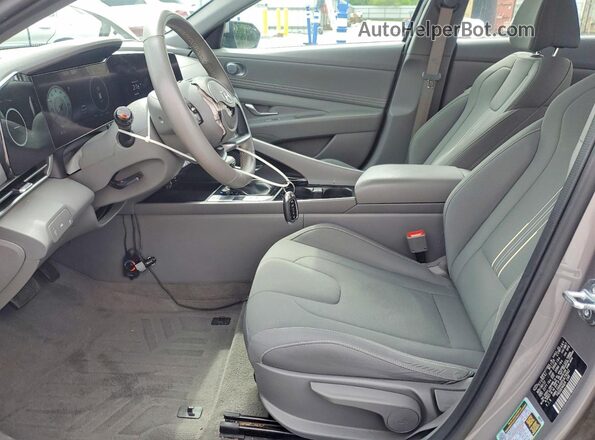 KMHLS4AG0PU479562 2023 HYUNDAI ELANTRA Gray წინა სალონის ხედი