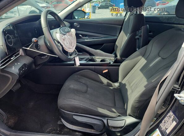 KMHLS4AG2PU417967 2023 HYUNDAI ELANTRA Black Front interior view