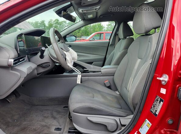KMHLS4AG3PU617322 2023 HYUNDAI ELANTRA Red Widok wnętrza z przodu