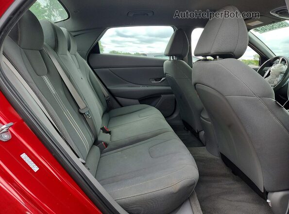 KMHLS4AG3PU617322 2023 HYUNDAI ELANTRA Red Widok tylnych siedzeń