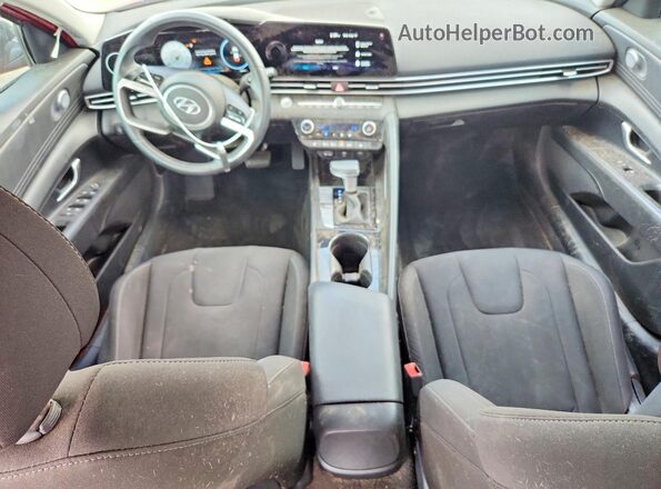 KMHLS4AG7PU384156 2023 HYUNDAI ELANTRA Red Вид панелі приладів