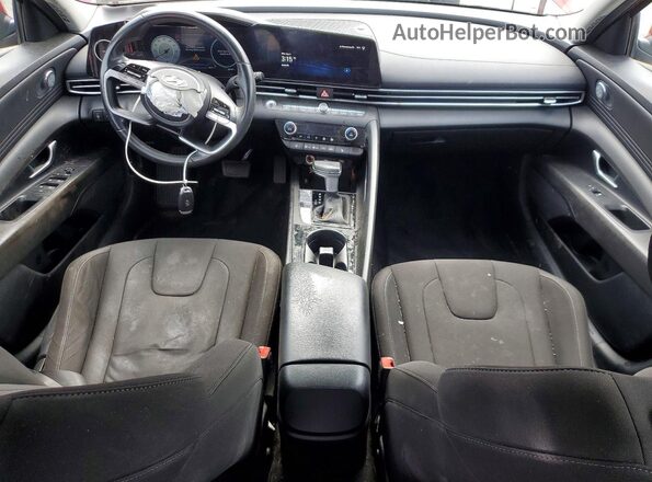 KMHLS4AG7PU603732 2023 HYUNDAI ELANTRA Red Dashboard view