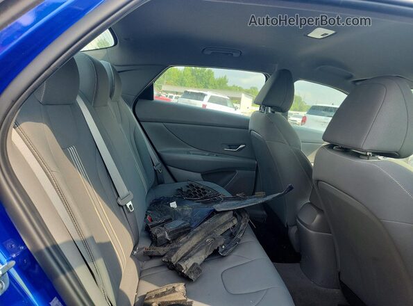 KMHLS4AGXNU217562 2022 HYUNDAI ELANTRA Blue Rear seats view