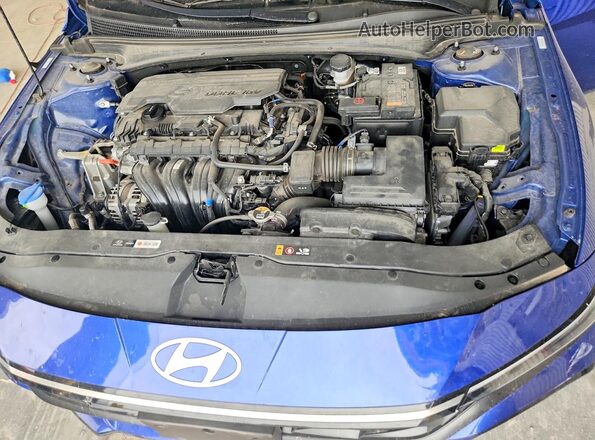 KMHLS4DG0RU789404 2024 HYUNDAI ELANTRA Blue Vista interior trasera