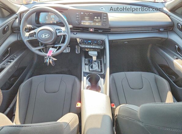 KMHLS4DG2TU127167 2026 HYUNDAI ELANTRA Red წინა პანელის ხედი