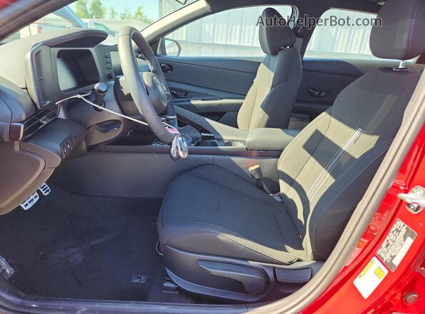 KMHLS4DG2TU127167 2026 HYUNDAI ELANTRA Red წინა სალონის ხედი