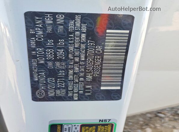 KMHLS4DG5RU700197 2024 HYUNDAI ELANTRA White Вид підкапотного простору