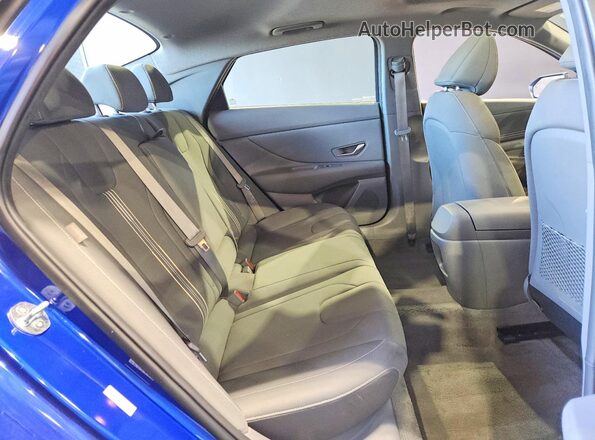 KMHLS4DG6SU862488 2025 HYUNDAI ELANTRA Blue Вид задніх сидінь