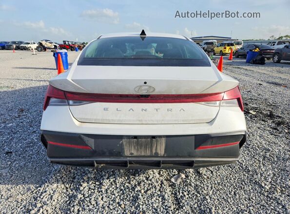 KMHLS4DG7SU002261 2025 HYUNDAI ELANTRA White უკანა ხედი