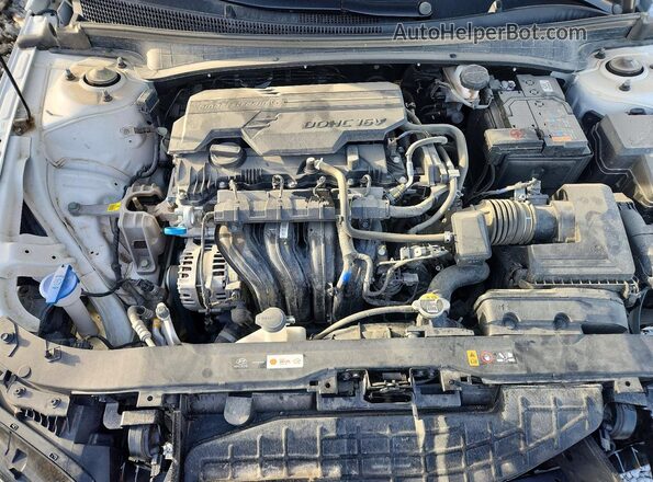 KMHLS4DG7SU002261 2025 HYUNDAI ELANTRA White უკანა სალონის ხედი
