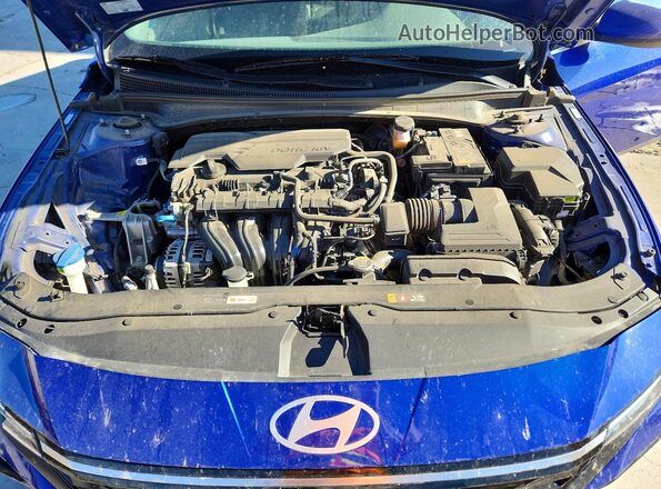 KMHLS4DG7SU033185 2025 HYUNDAI ELANTRA Blue Rear interior view