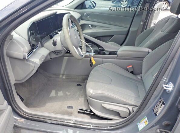KMHLS4DG7SU945699 2025 HYUNDAI ELANTRA Charcoal Widok wnętrza z przodu