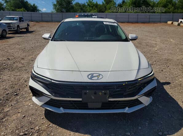 KMHLS4DGXSU046075 2025 HYUNDAI ELANTRA White Вид спереду