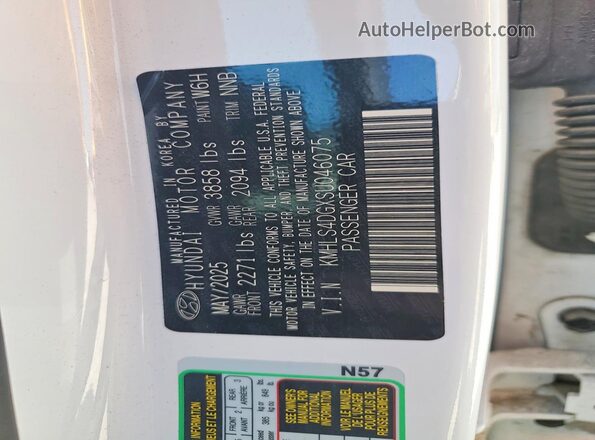 KMHLS4DGXSU046075 2025 HYUNDAI ELANTRA White Вид підкапотного простору