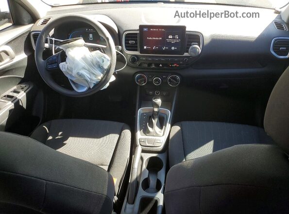 KMHRB8A37PU252903 2023 HYUNDAI VENUE White Вид панелі приладів