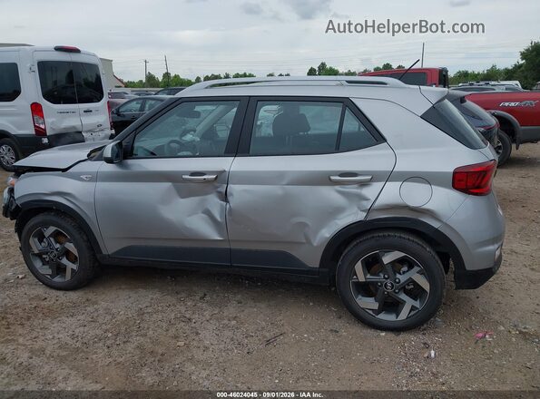 KMHRC8A31TU475137 2026 HYUNDAI VENUE Silver სალონის 360-გრადუსიანი ხედი