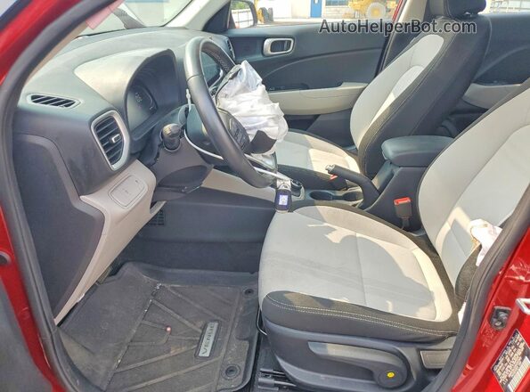 KMHRC8A32RU297960 2024 HYUNDAI VENUE Красный Вид салона спереди
