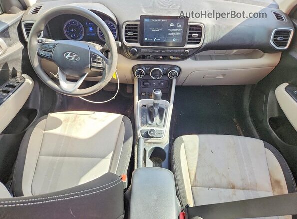 KMHRC8A34LU028947 2020 HYUNDAI VENUE White წინა პანელის ხედი