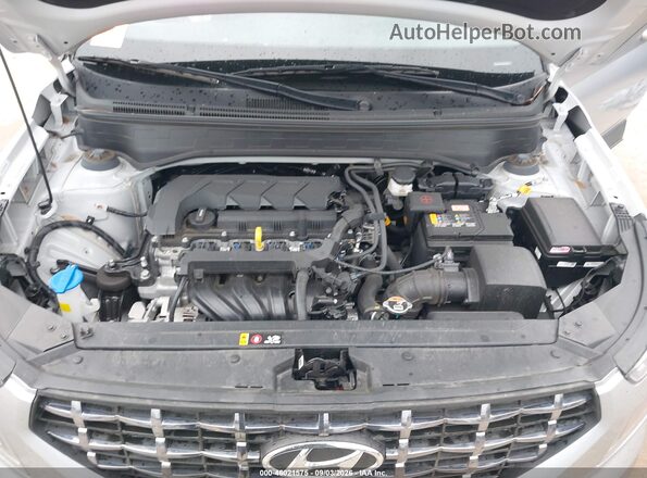 KMHRC8A34SU397189 2025 HYUNDAI VENUE Silver Вид ззаду