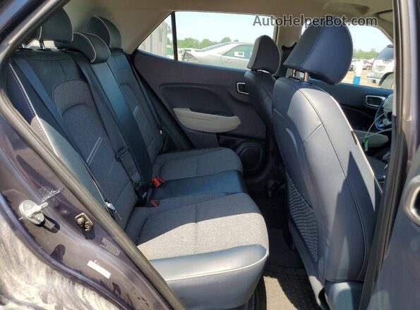 KMHRC8A35PU248748 2023 HYUNDAI VENUE Two Tone Widok wnętrza z tyłu