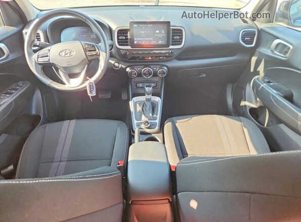 KMHRC8A35RU291571 2024 HYUNDAI VENUE Black Vista del salpicadero