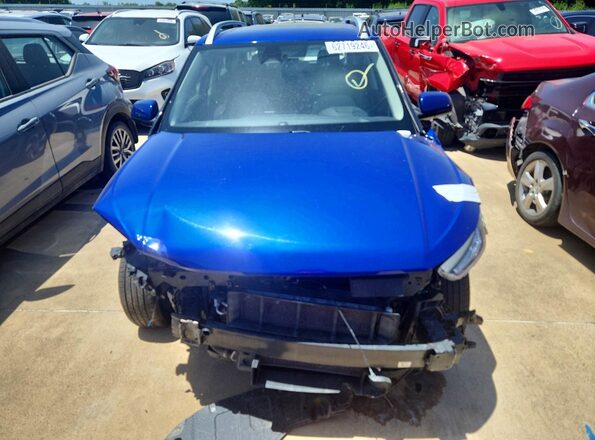 KMHRC8A39SU387984 2025 HYUNDAI VENUE Blue Widok z przodu