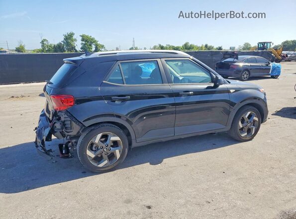 KMHRC8A3XNU200174 2022 HYUNDAI VENUE Black უკანა მარჯვენა