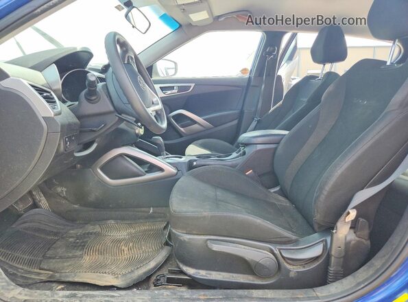 KMHTC6AD1GU278087 2016 HYUNDAI VELOSTER Синий Вид салона спереди