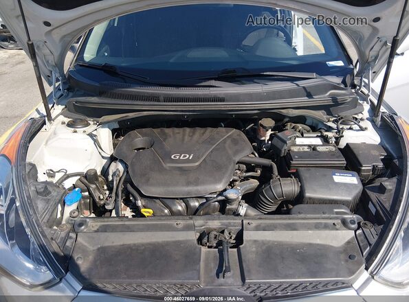 KMHTC6AD3HU310250 2017 HYUNDAI VELOSTER Silver Widok z tyłu