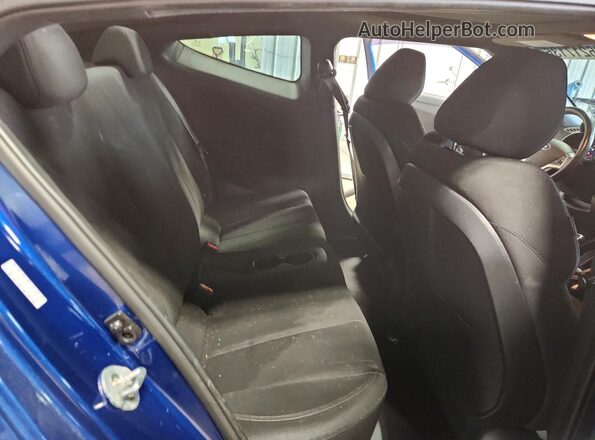 KMHTC6AD7HU324359 2017 HYUNDAI VELOSTER Синий Вид задних сидений